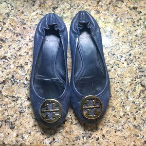 Tory Burch Reva Ballet Flat: Navy/Gold